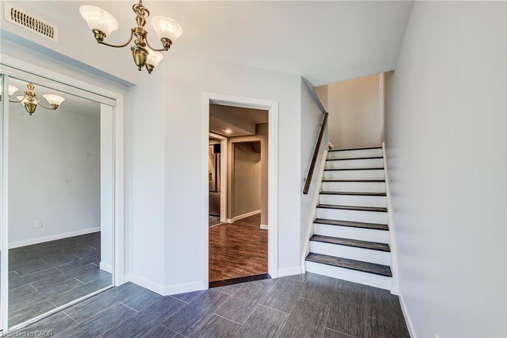 Additional image 4 of 114 Dalegrove Drive, Kitchener, ON, N2M 2G5