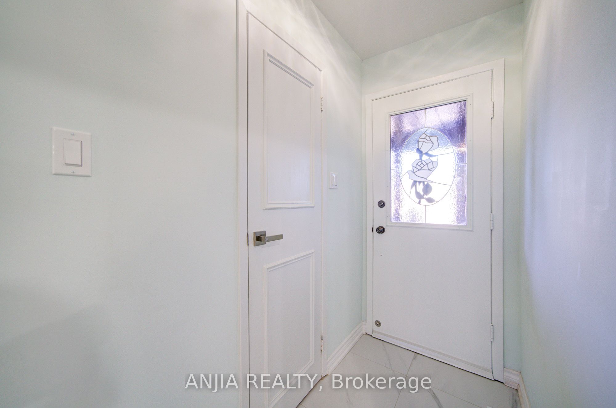 Additional image 4 of 83 Mcclintock Crescent, Vaughan, ON, L4J 2S8