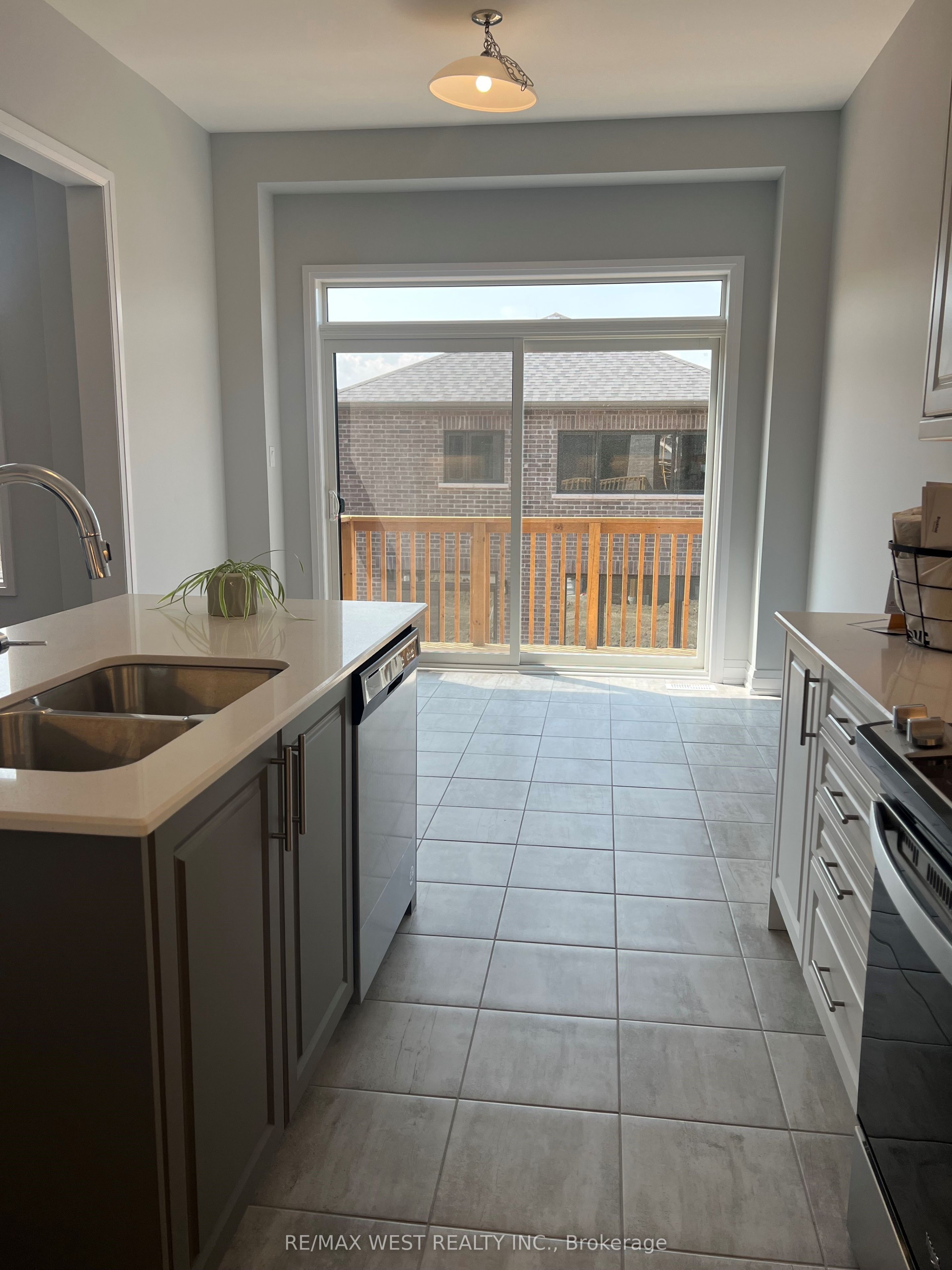 Additional image 6 of 14 Periwinkle Road, Springwater, ON, L0L 1Y3