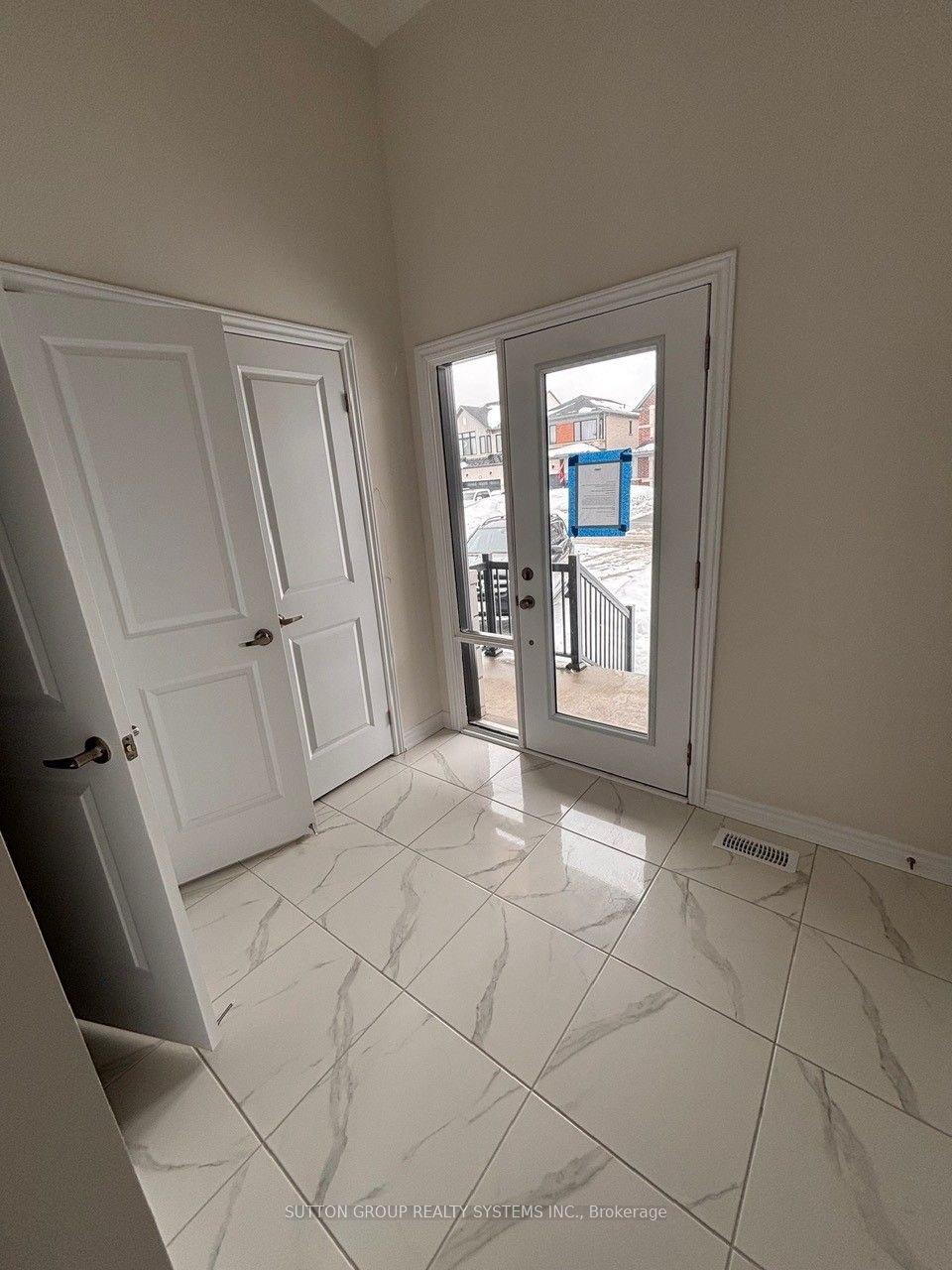 Additional image 2 of 14 Federica Crescent, Wasaga Beach, ON, L9Z 0N5