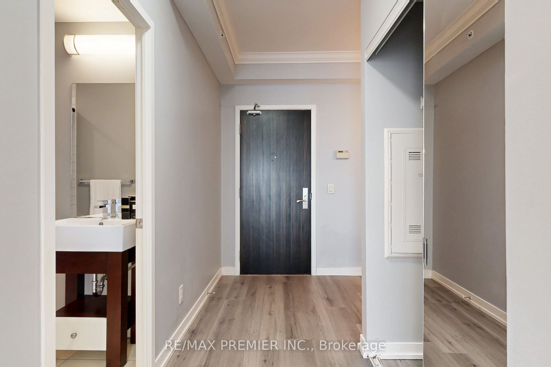 Additional image 4 of 610-840 Queen's Plate Drive, Toronto, ON, M9W 0E7