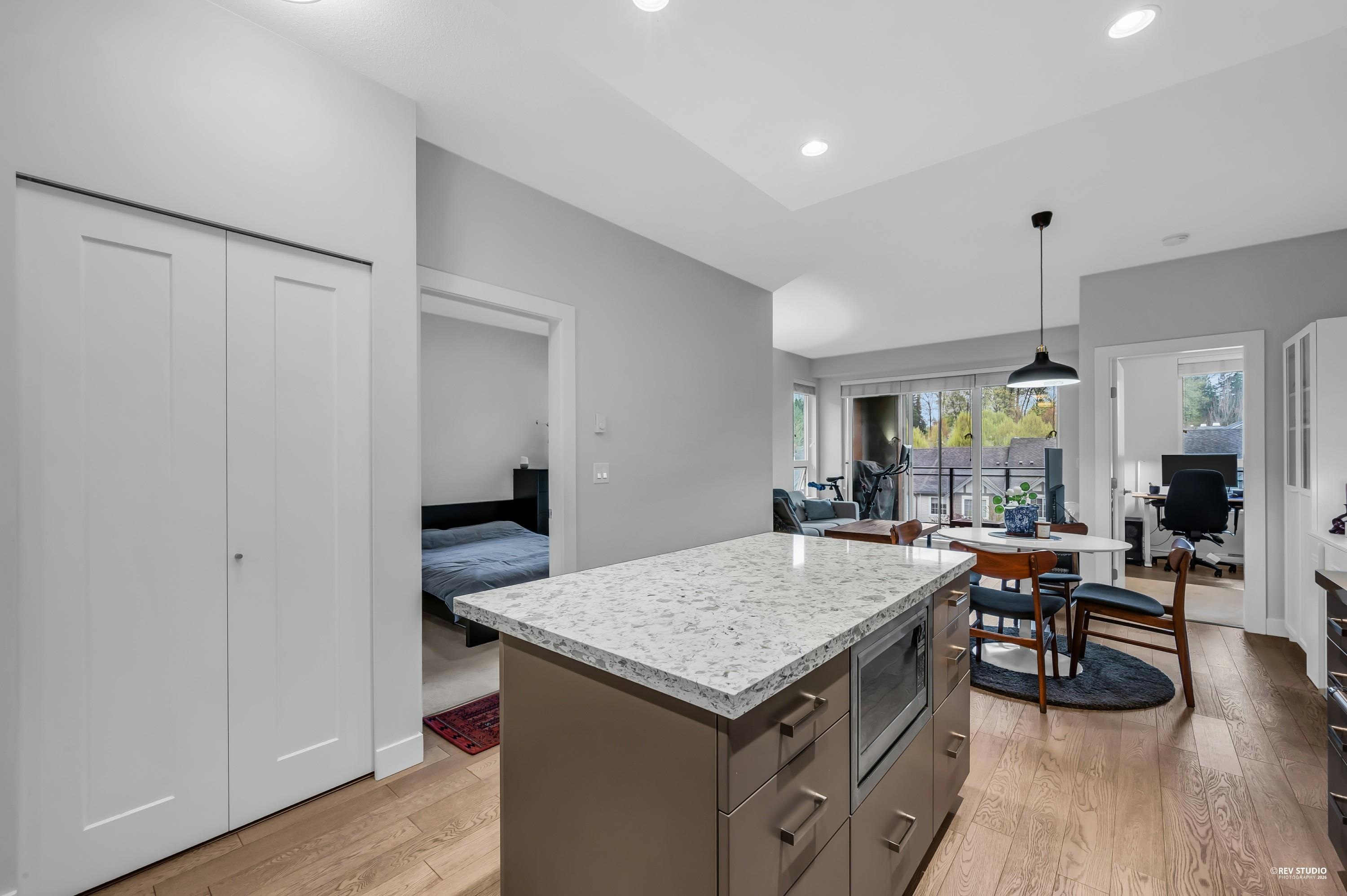 Additional image 4 of 512-3399 Noel Drive, Burnaby, BC, V3J 0G8