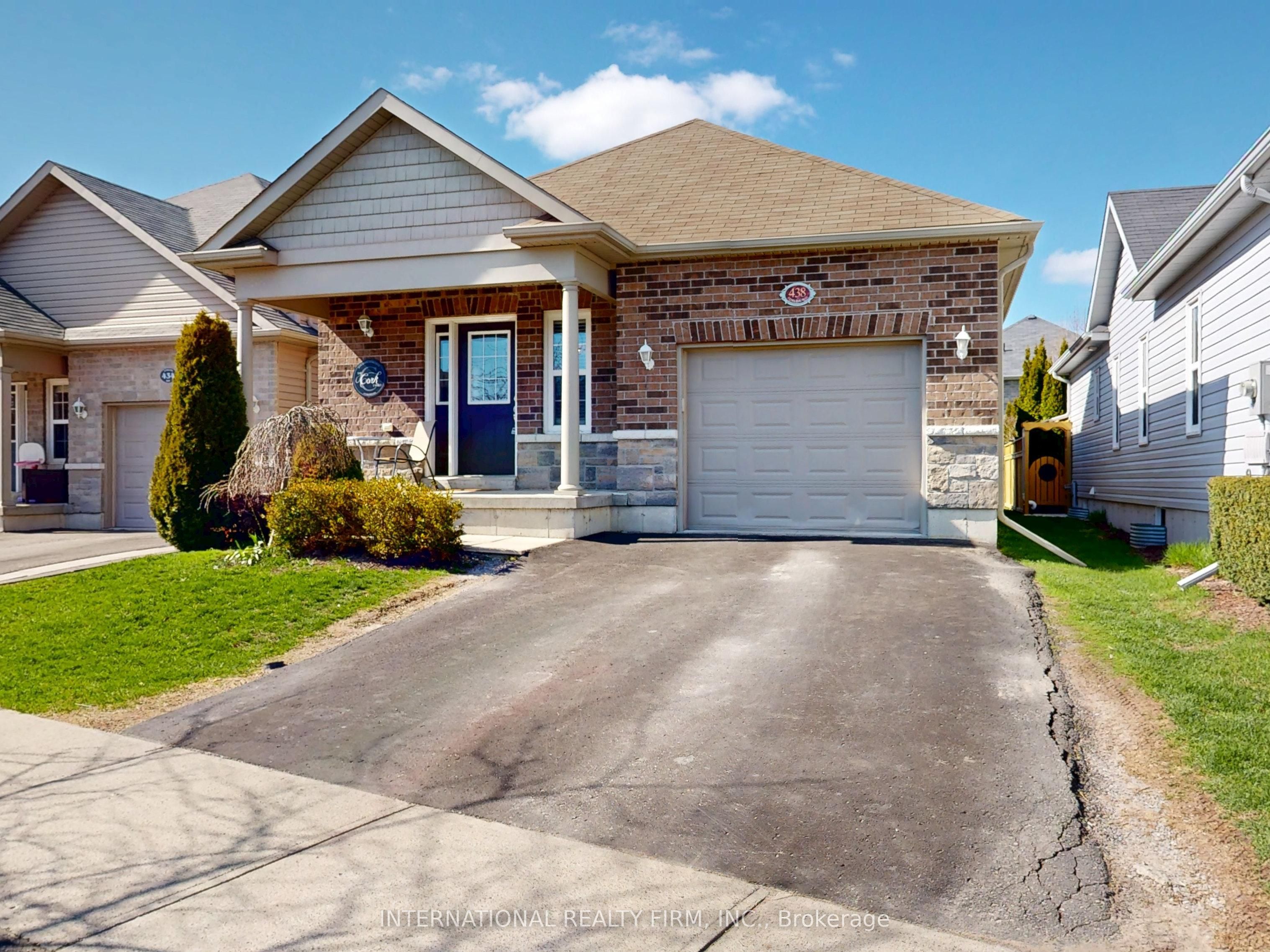 438 Stirling Way, Cobourg, ON, K9A 0G8