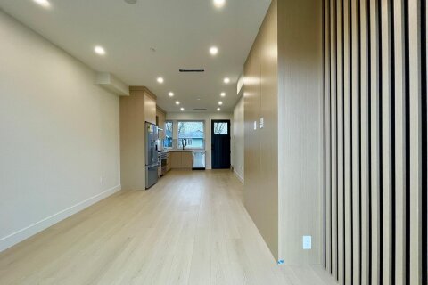 Additional image 8 of 162 43rd Avenue E, Vancouver, BC, V5W 1S9