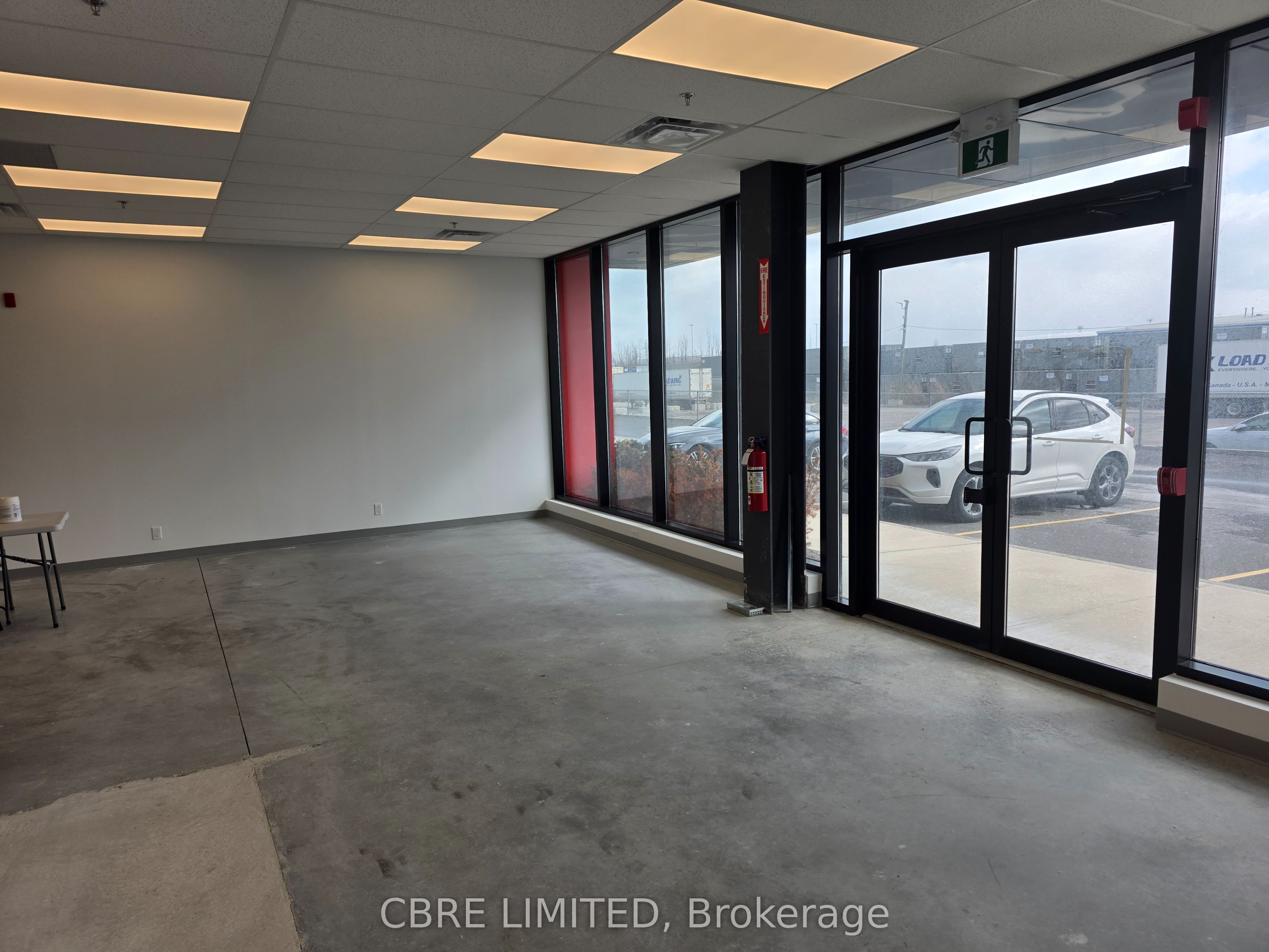 Additional image 2 of 2-1047 Barton Street, Hamilton, ON, L8E 5H3