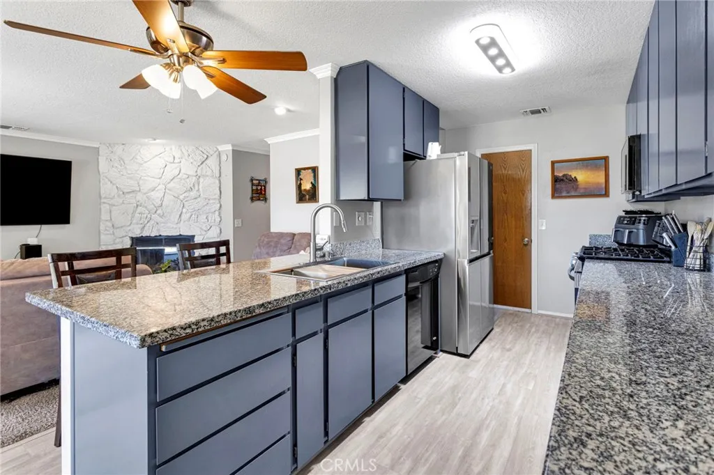 Additional image 50 of 27535 Lakeview Dr Unit 61, Helendale, CA 92342