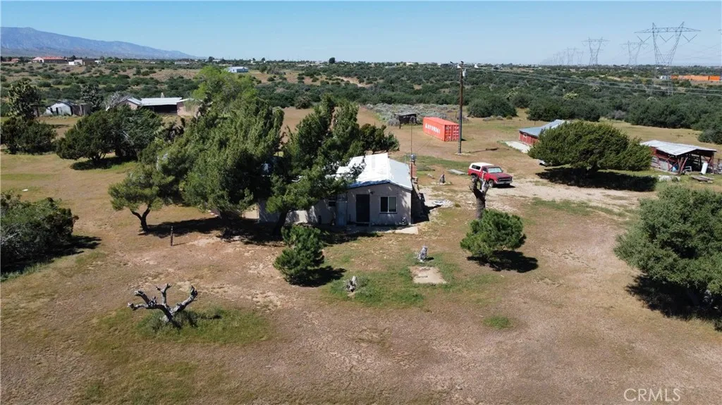 Additional image 7 of 8288 White Rd, Phelan, CA 92371