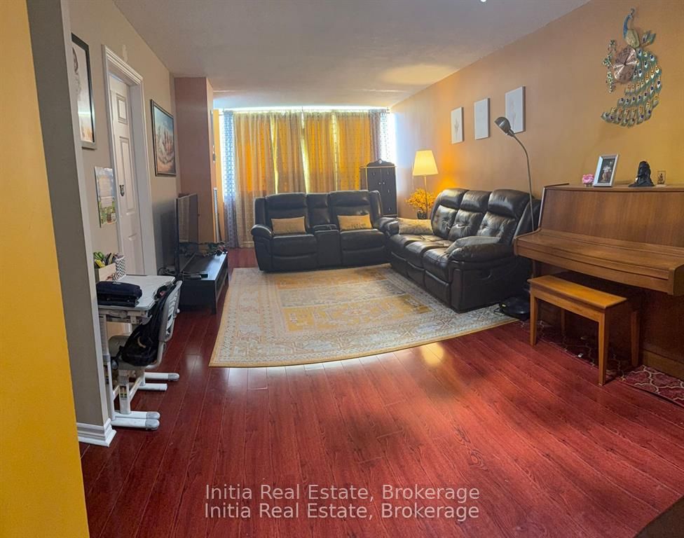 601-25 Silver Springs Boulevard, Toronto, ON, M1V 1M9 photo 4