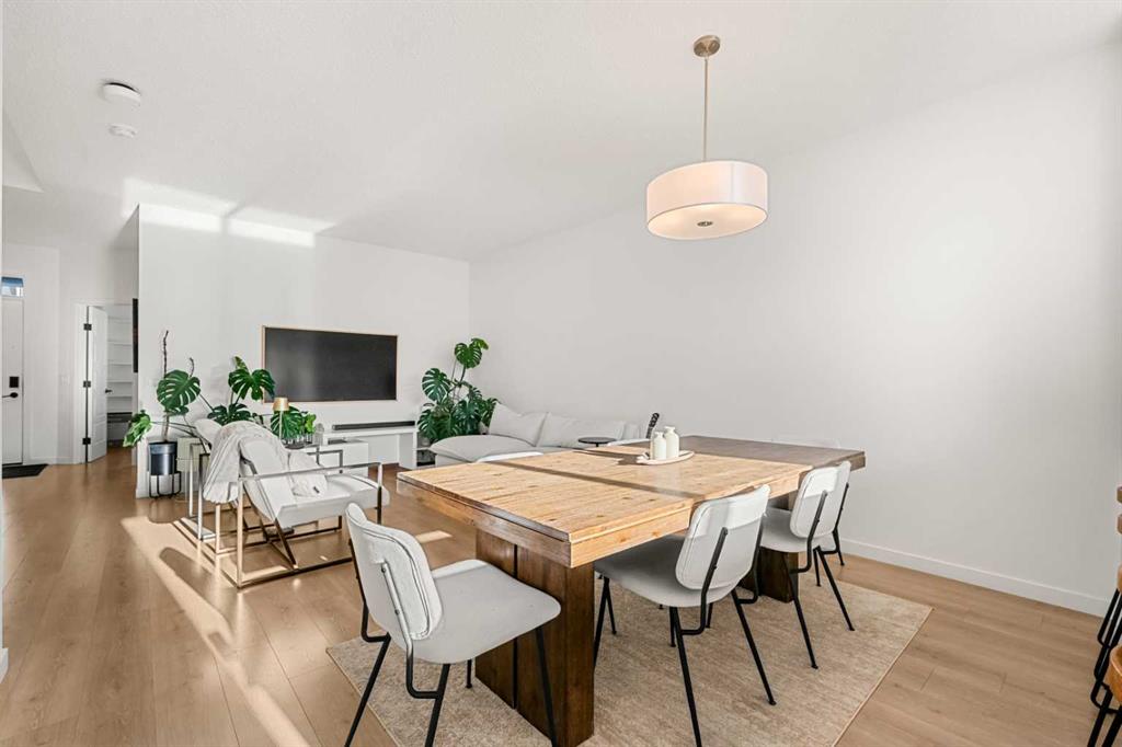 Additional image 5 of 218 Aquila Way NW, Calgary, AB, T3R 1Z8
