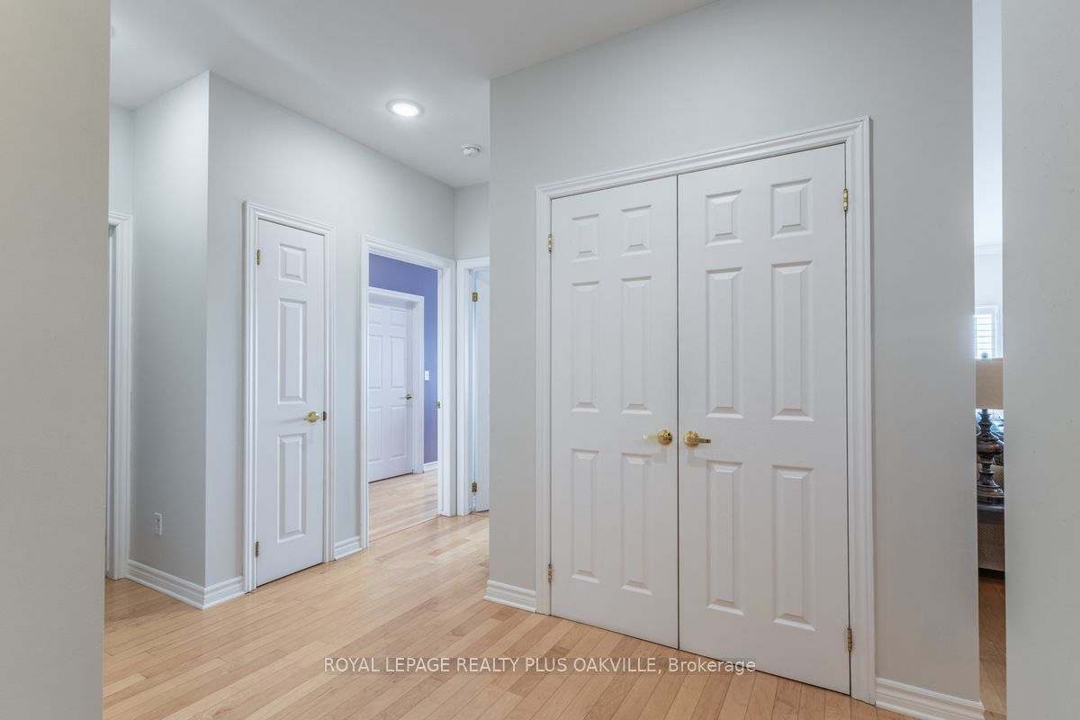 Additional image 3 of 403-1499 Nottinghill Gate, Oakville, ON, L6M 5G1