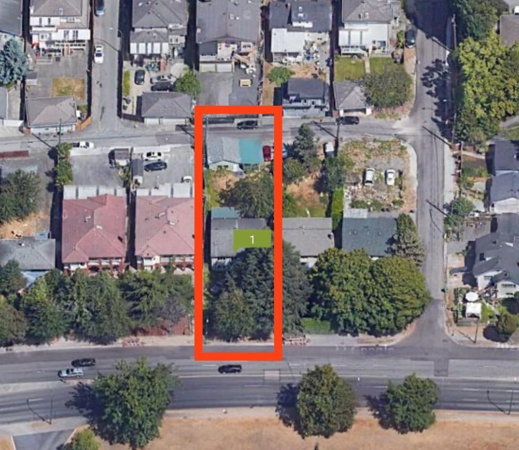 449 Marine Drive SE, Vancouver, BC, V5X 2S9