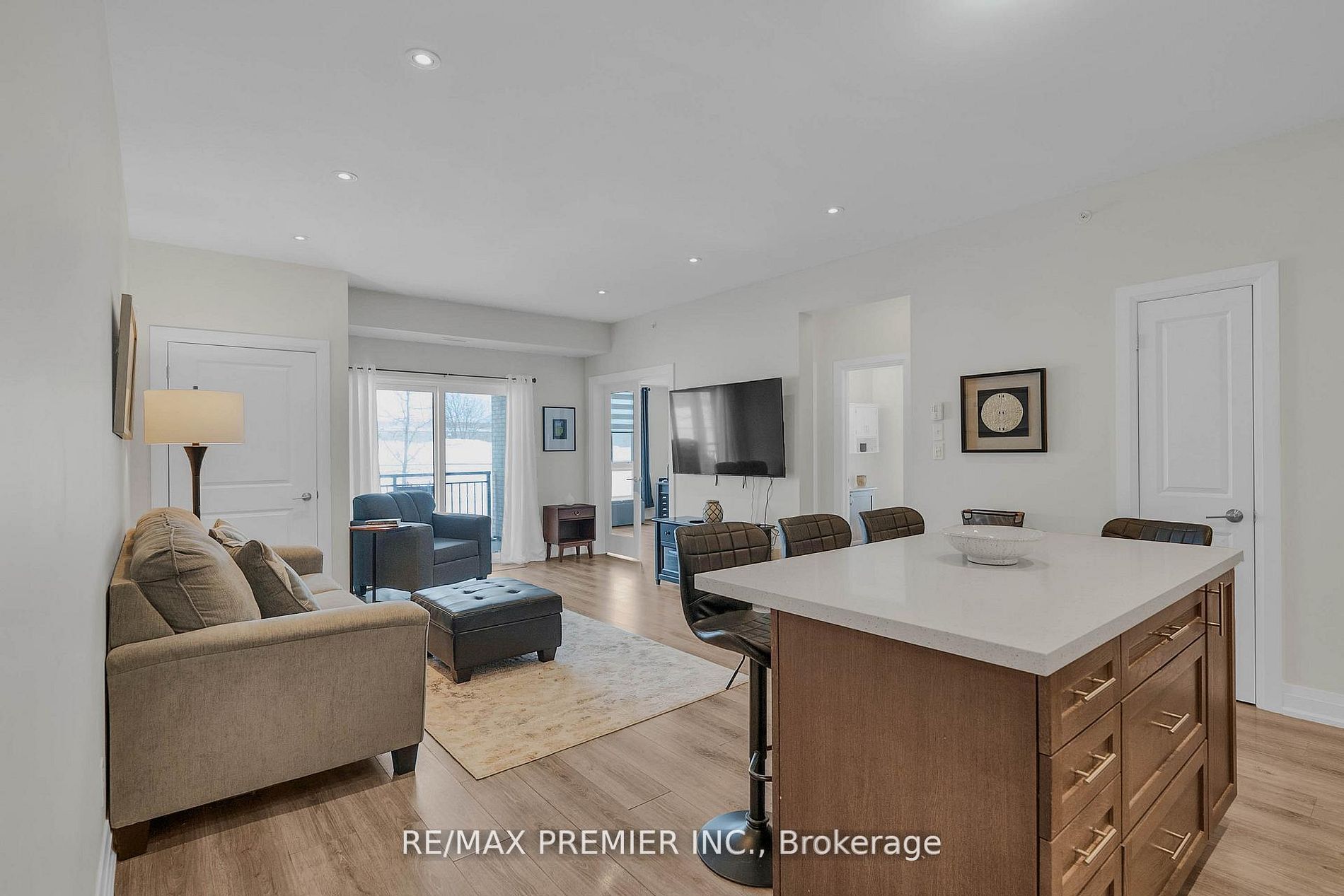 Additional image 4 of 110-299 Cundles Road E, Barrie, ON, L4M 5J7