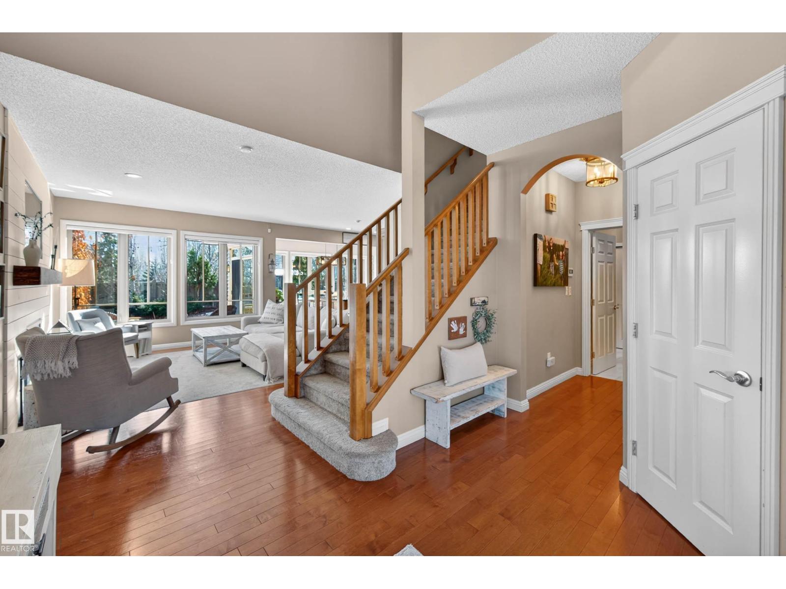 Additional image 4 of 1110 Armitage Crescent SW, Edmonton, AB, T6W0H2