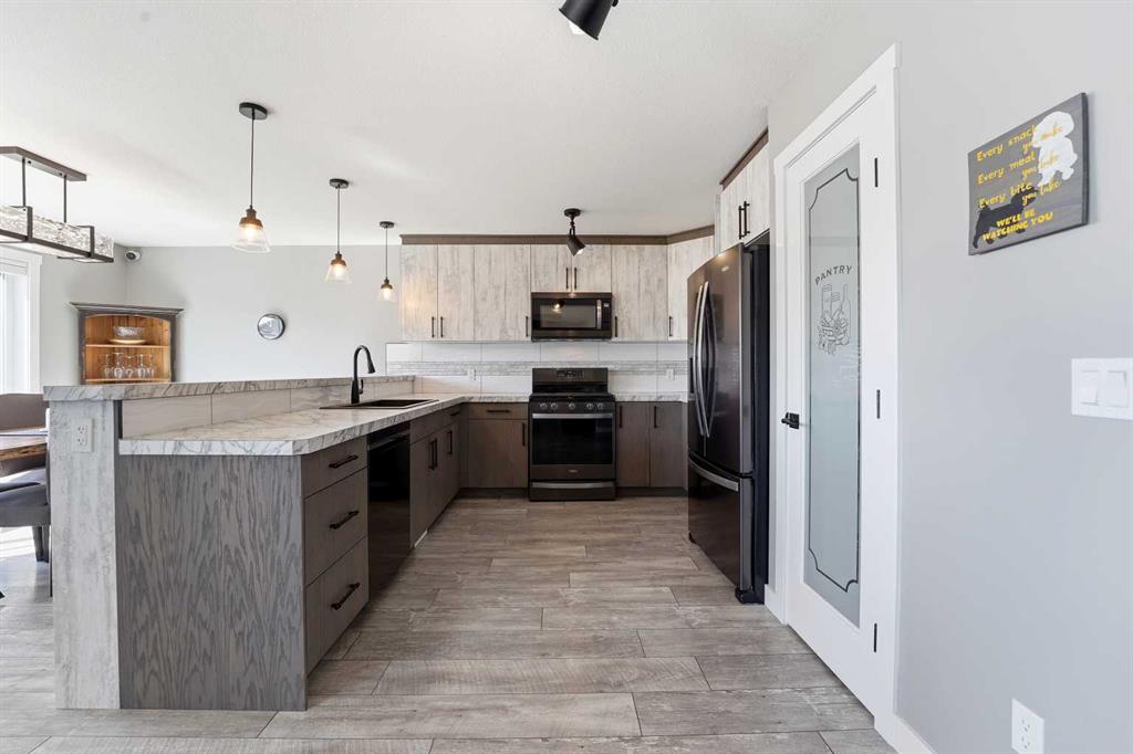 Additional image 4 of 11 Aura Drive, Blackfalds, AB, T4M 0N3