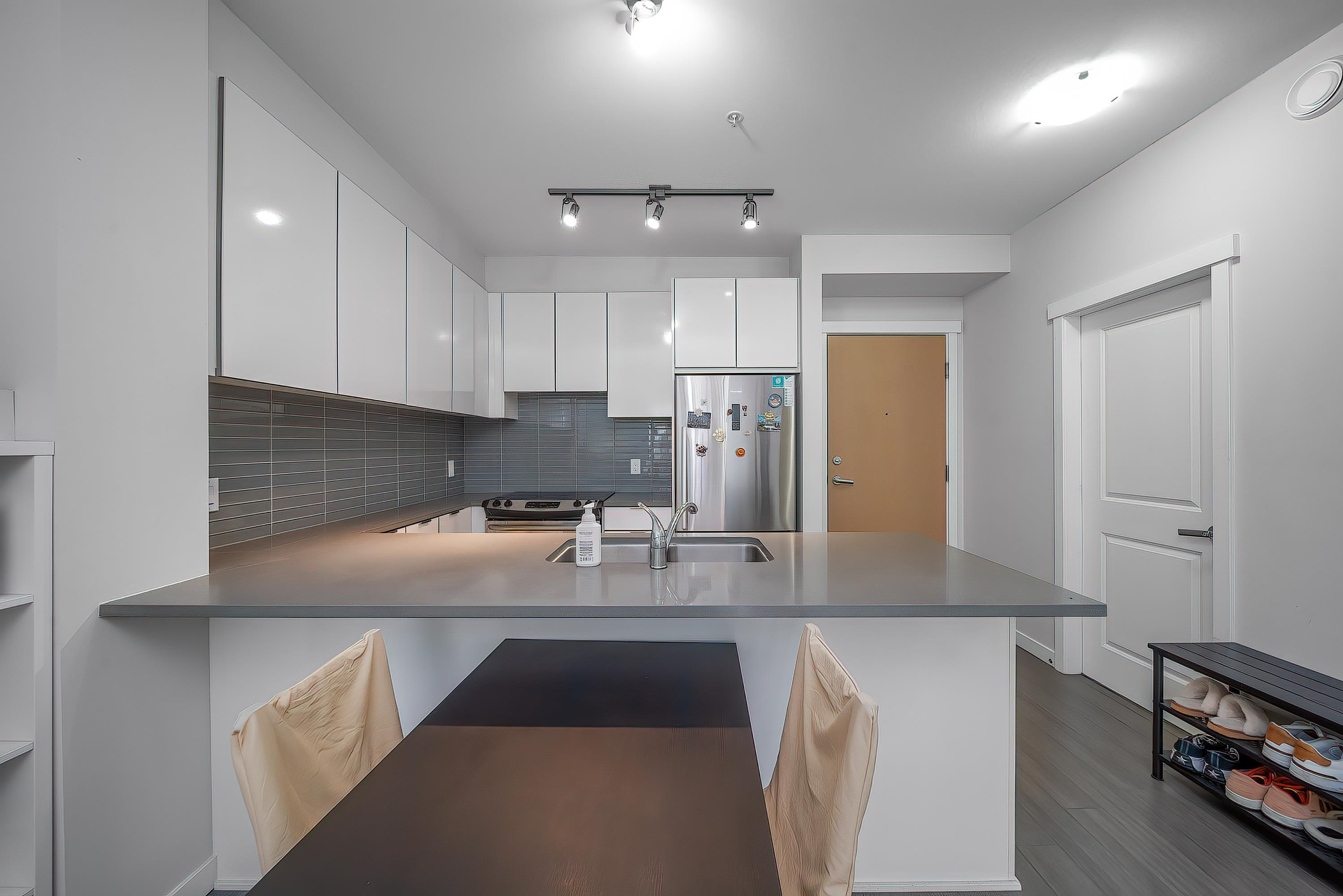 Additional image 4 of 310-9877 University Crescent, Burnaby, BC, V5A 0E5