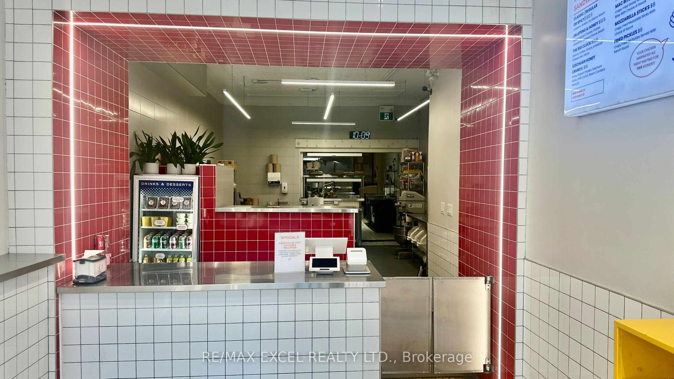 Additional image 4 of 1112 Queen Street W, Toronto, ON, M6J 1H9