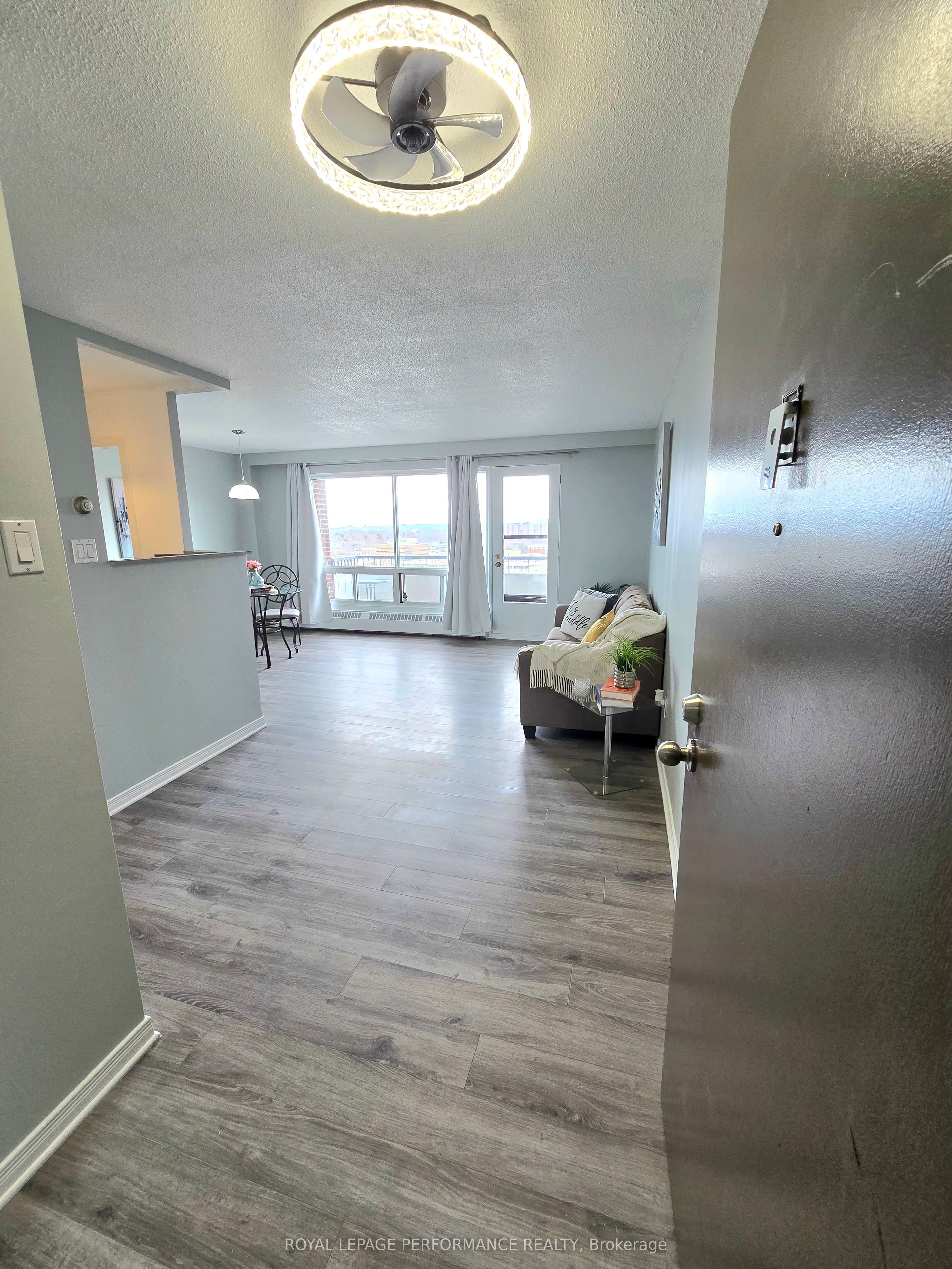 Additional image 3 of 1113-20 Chesterton Drive, Ottawa, ON, K2E 6Z7