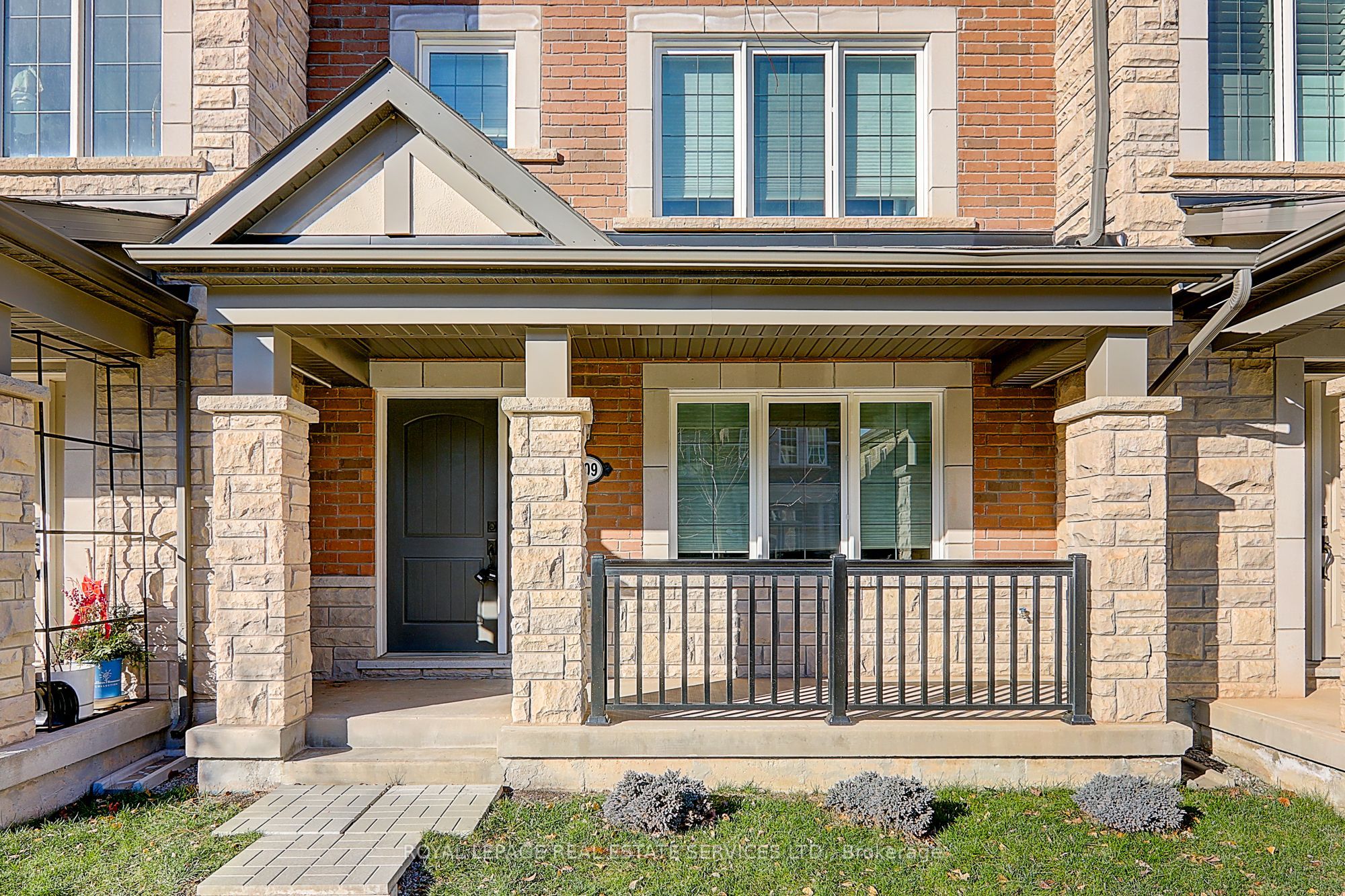 Additional image 2 of 409 Switchgrass Street, Oakville, ON, L6M 4M2