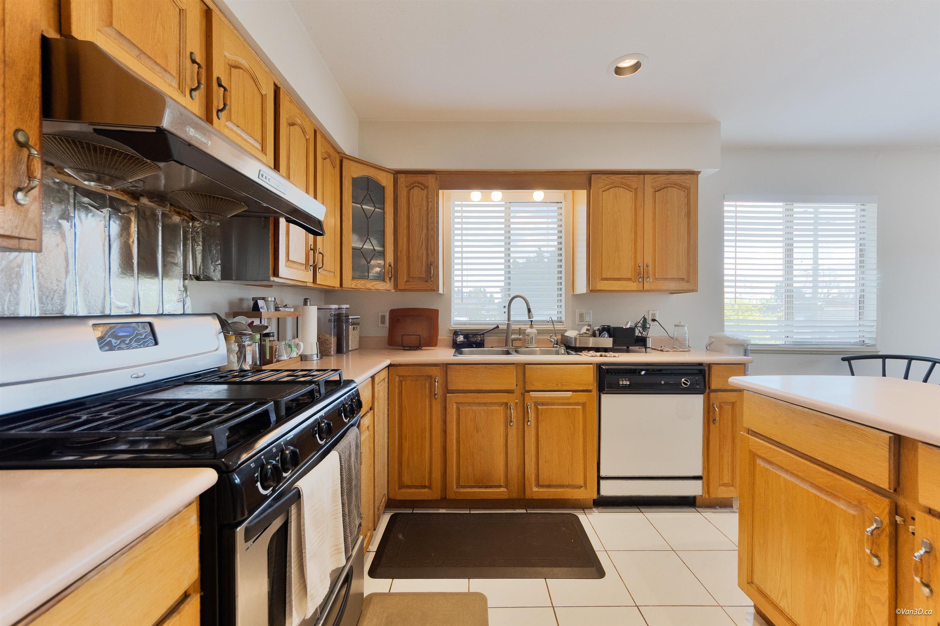 Additional image 5 of 4355 Macdonald Avenue, Burnaby, BC, V5G 2Z8