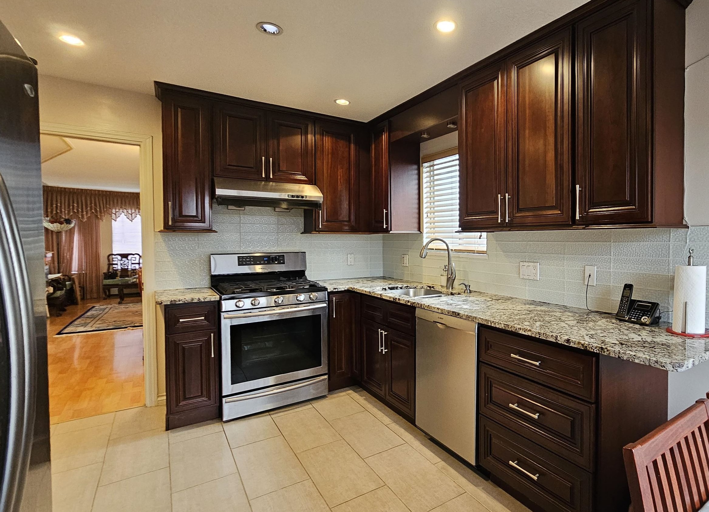 1308 62nd Avenue E, Vancouver, BC, V5X 2H5