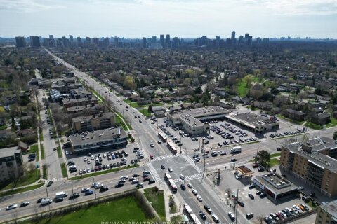 Additional image 8 of 4926 Bathurst Street, Toronto, ON, M2R 1X5