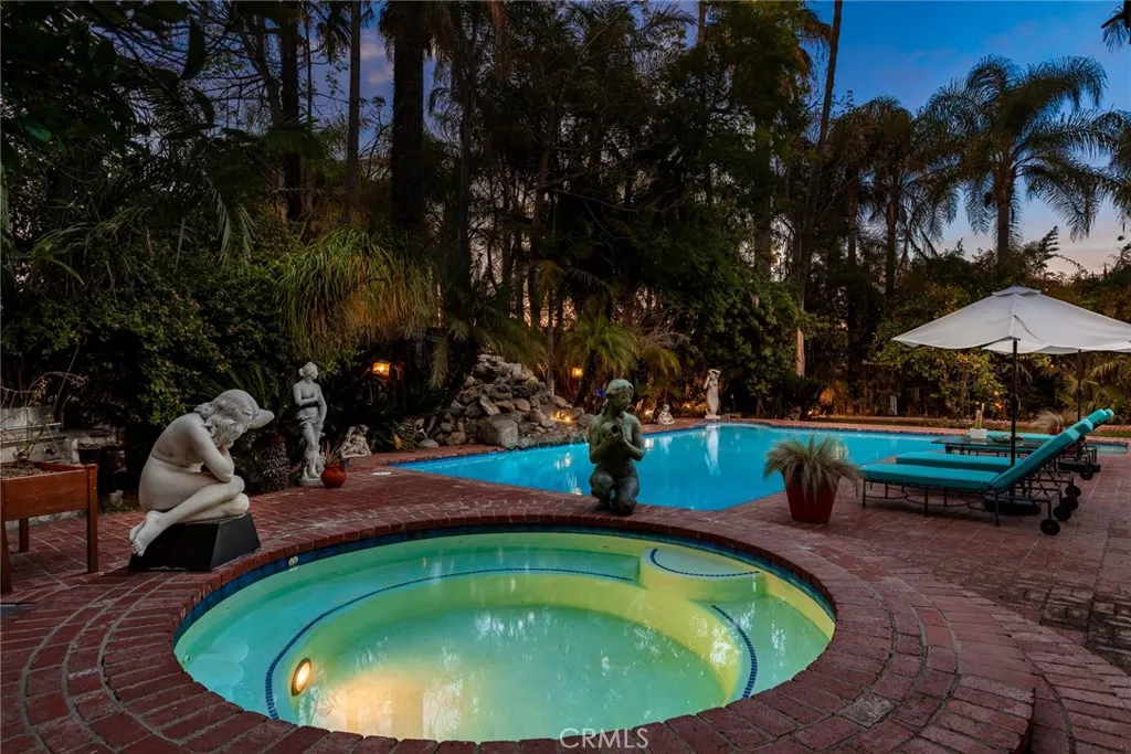 Additional image 127 of 22723 Erwin St, Woodland Hills, CA 91367