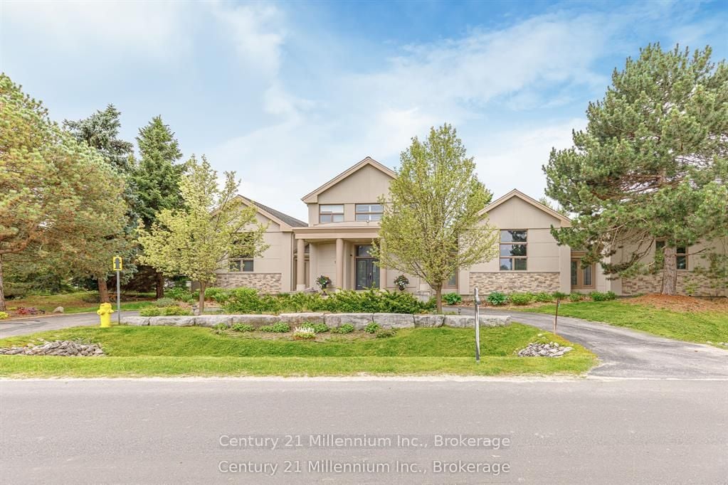 160 Grand Cypress Lane, Blue Mountains, ON, L9Y 0K8