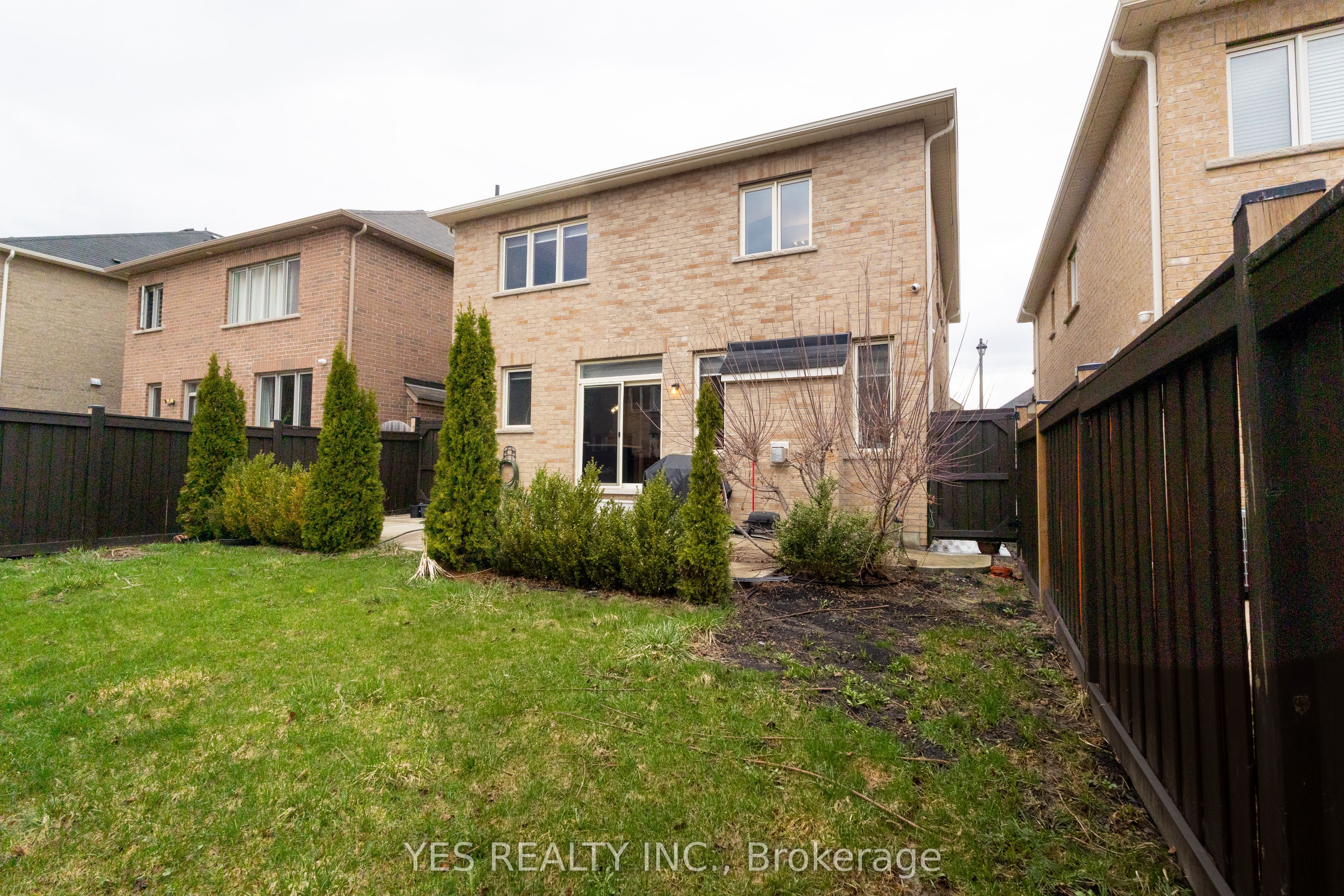 Additional image 2 of 34 Newhouse Boulevard, Caledon, ON, L7C 4A1