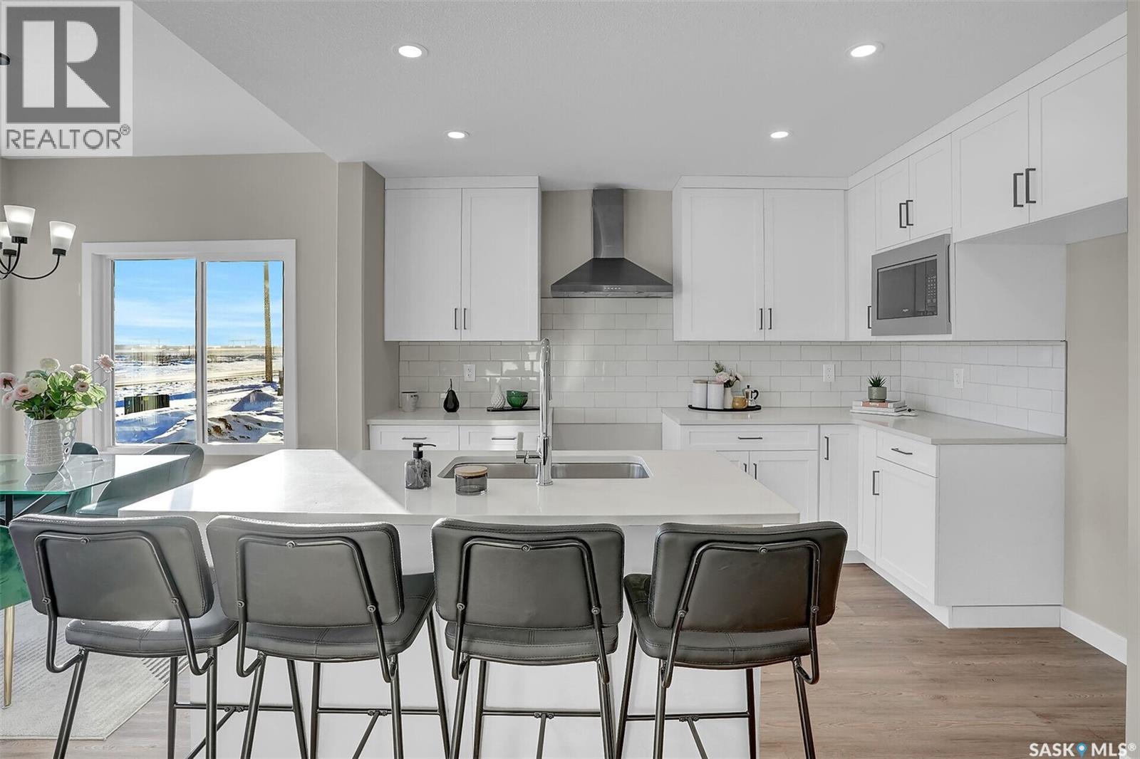 Additional image 3 of 230 Kostiuk Crescent, Saskatoon, SK, S7W0L8