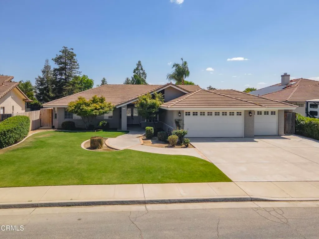Additional image 54 of 11123 Coachlight Court, Bakersfield, CA 93312