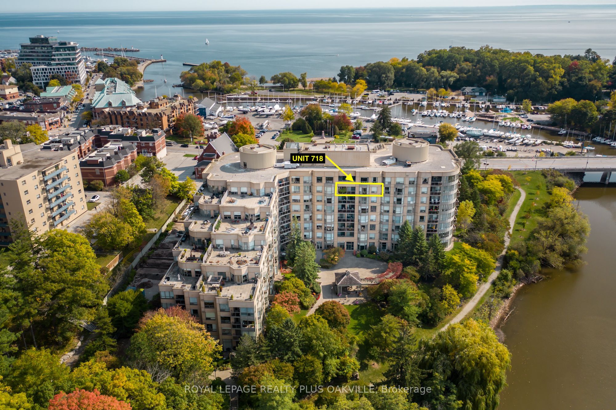 Additional image 3 of 718-2511 Lakeshore Road W, Oakville, ON, L6L 6L9