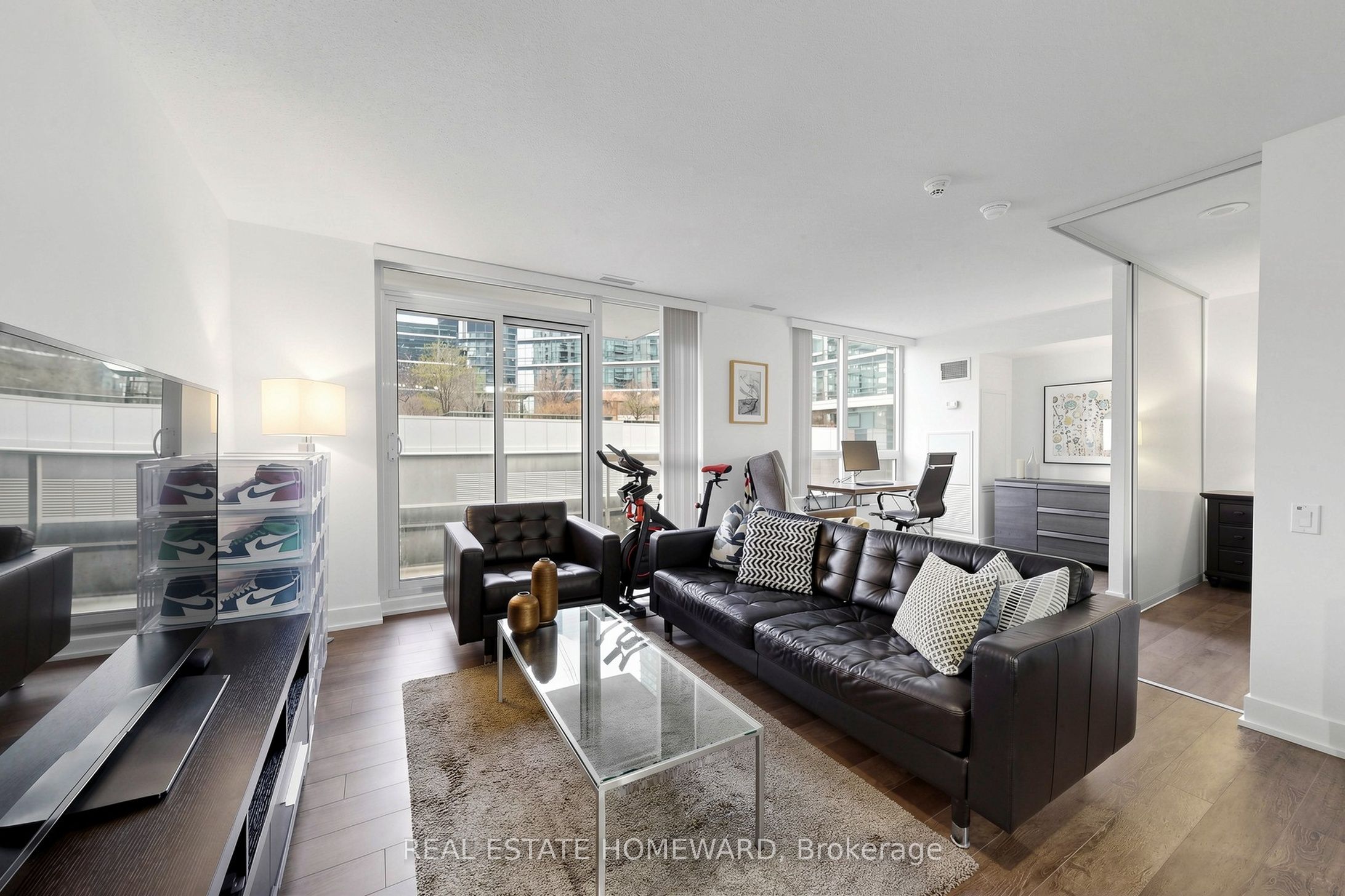 Additional image 3 of 402-23 Sheppard Avenue E, Toronto, ON, M2N 0C8