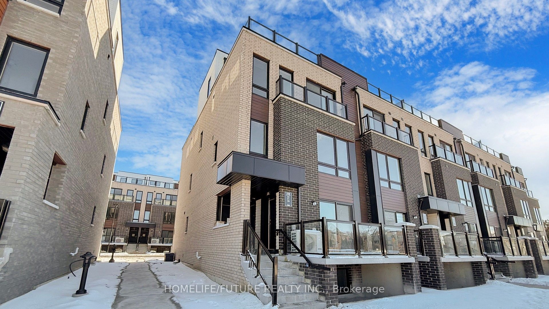 Additional image 2 of 21-235 Mclevin Avenue, Toronto, ON, M1B 0E8