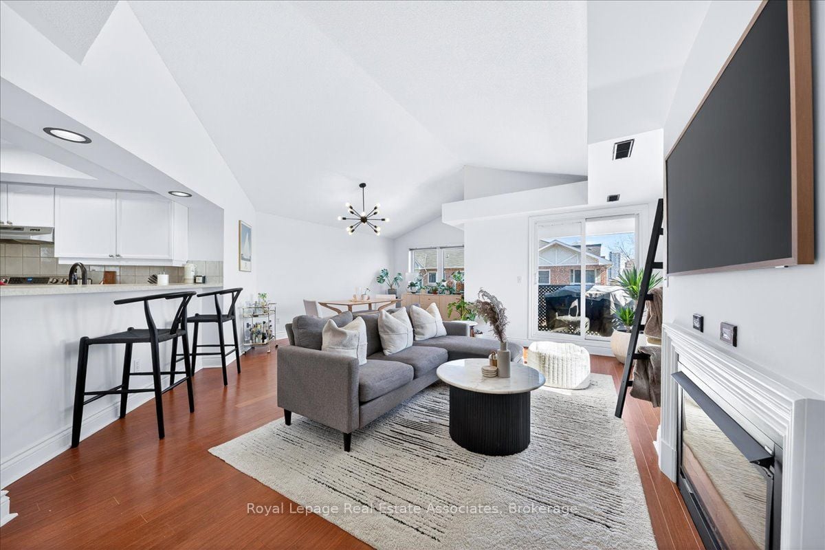 191-75 Bristol Road E, Mississauga, ON, L4Z 3P2