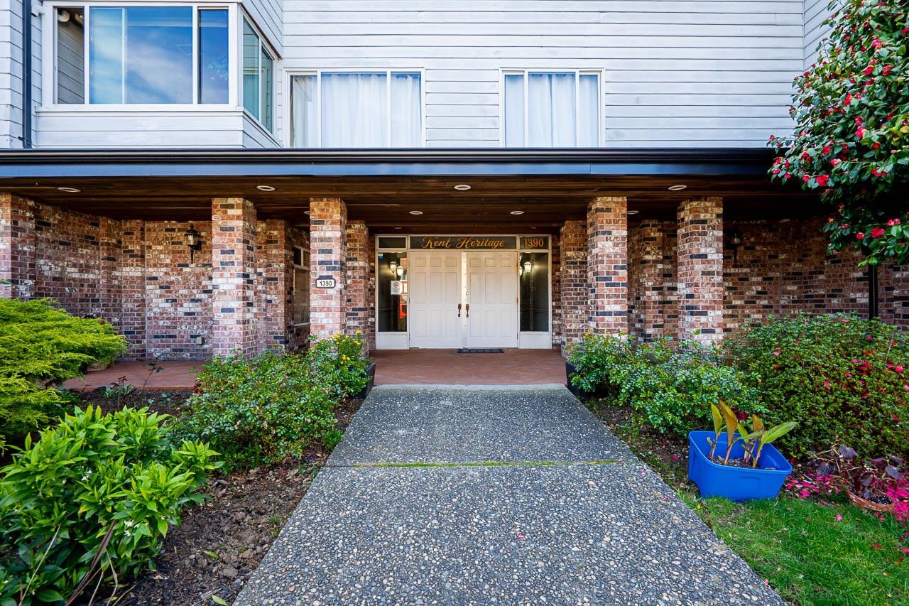 Additional image 4 of 204-1390 Martin Street, White Rock, BC, V4B 3W5