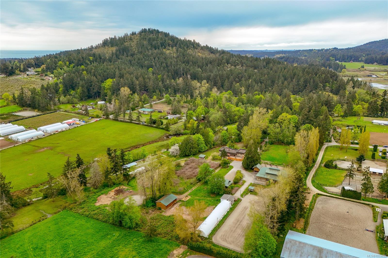 Additional image 3 of 2080 Bear Hill Road, Central Saanich, BC, V8X 1M7
