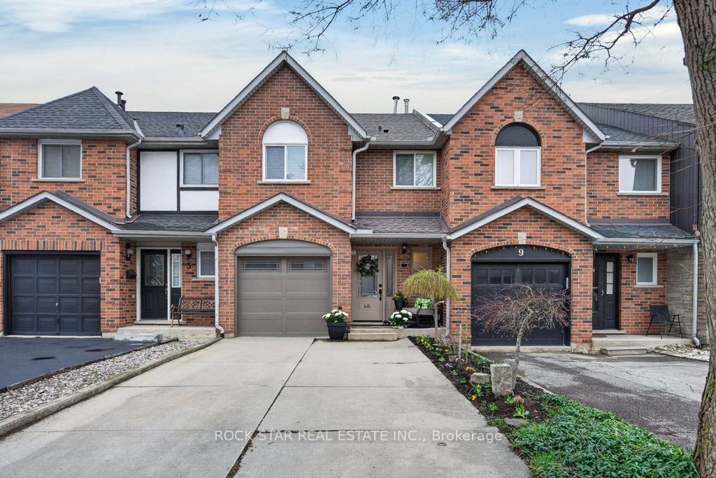 Additional image 2 of 7 Perthshire Court, Hamilton, ON, L9B 2H1