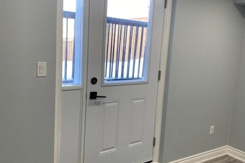 Additional image 7 of 300 Miller Park Avenue, Bradford West Gwillimbury, ON, L3Z 0A7