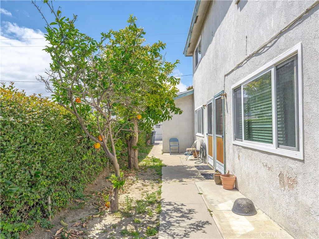 Additional image 122 of 10921 Walnut St, Los Alamitos, CA 90720