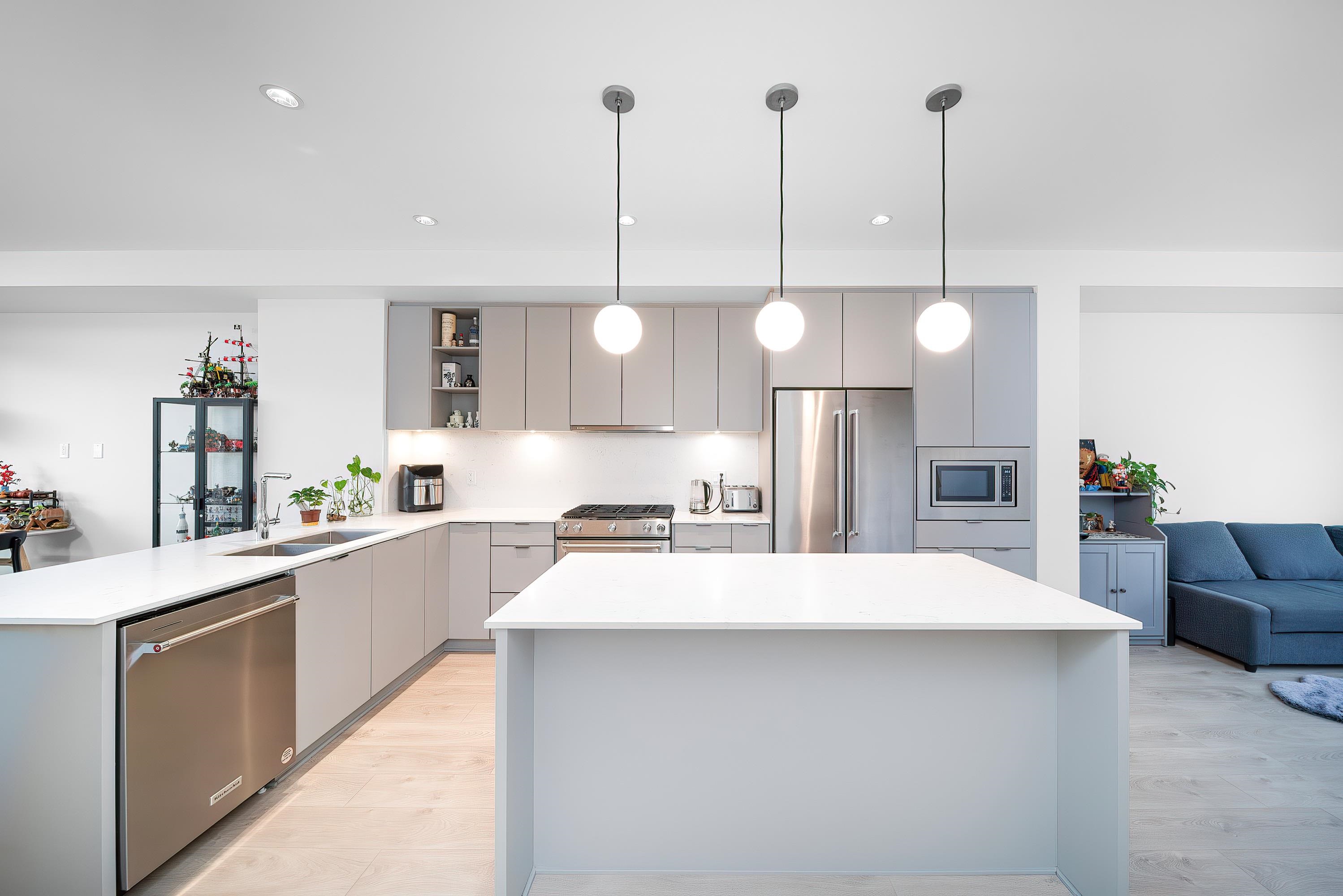 Additional image 2 of 76-16561 17a Avenue, Surrey, BC, V3Z 1J3