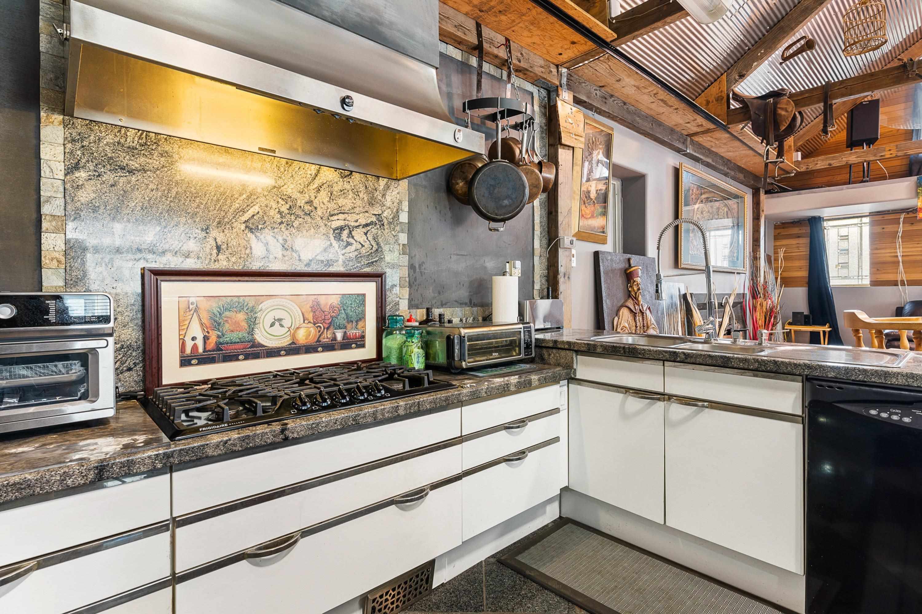 Additional image 5 of 1867 Salisbury Avenue, Port Coquitlam, BC, V3B 1X6