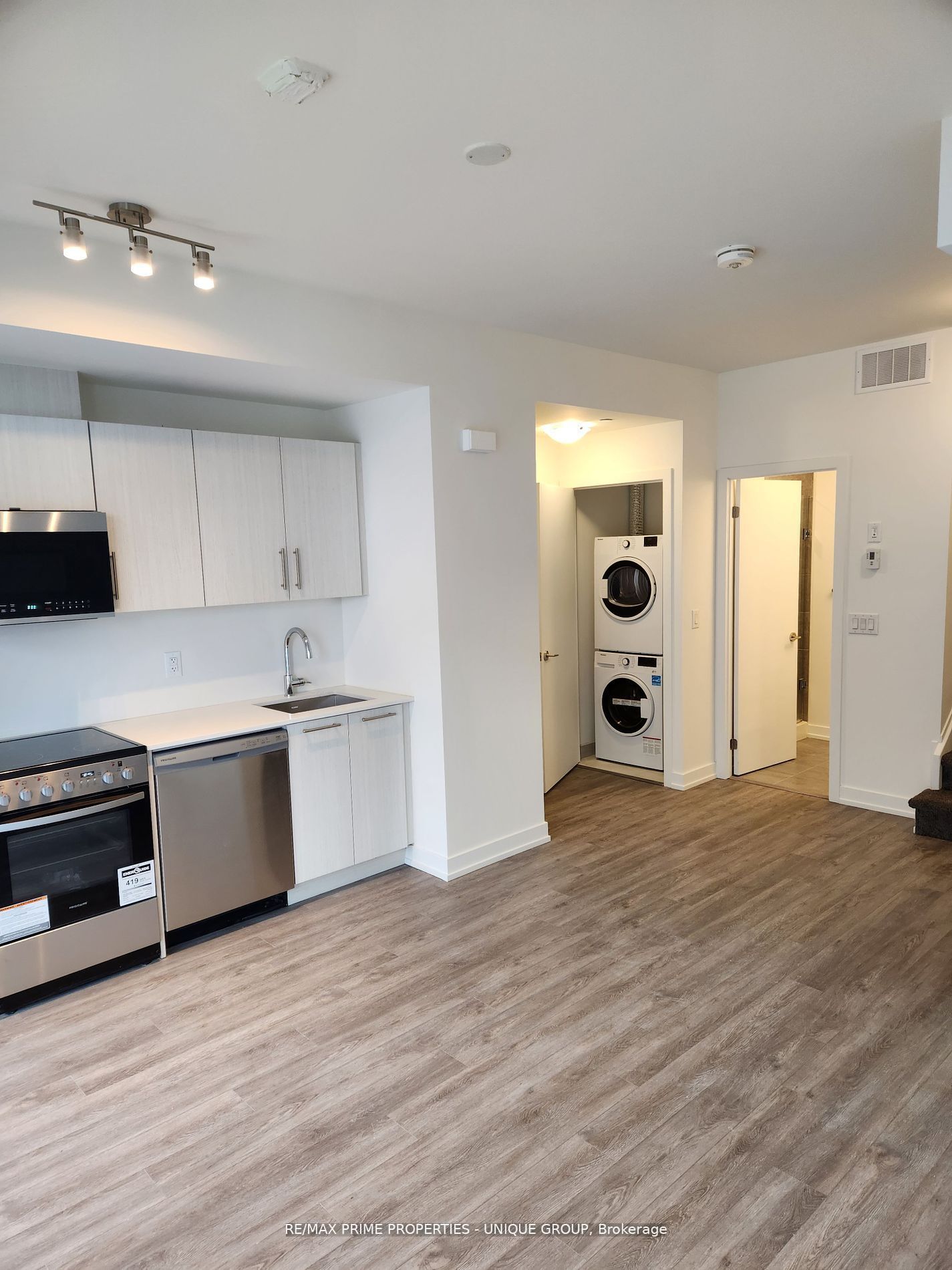 Additional image 5 of 62-861 Sheppard Avenue W, Toronto, ON, M3H 0E9