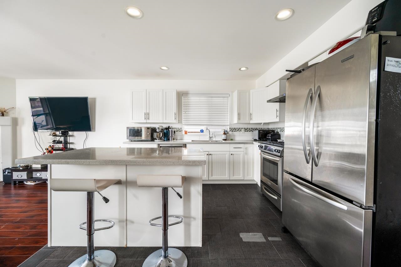 Additional image 2 of 15476 110 Avenue, Surrey, BC, V3R 0X1