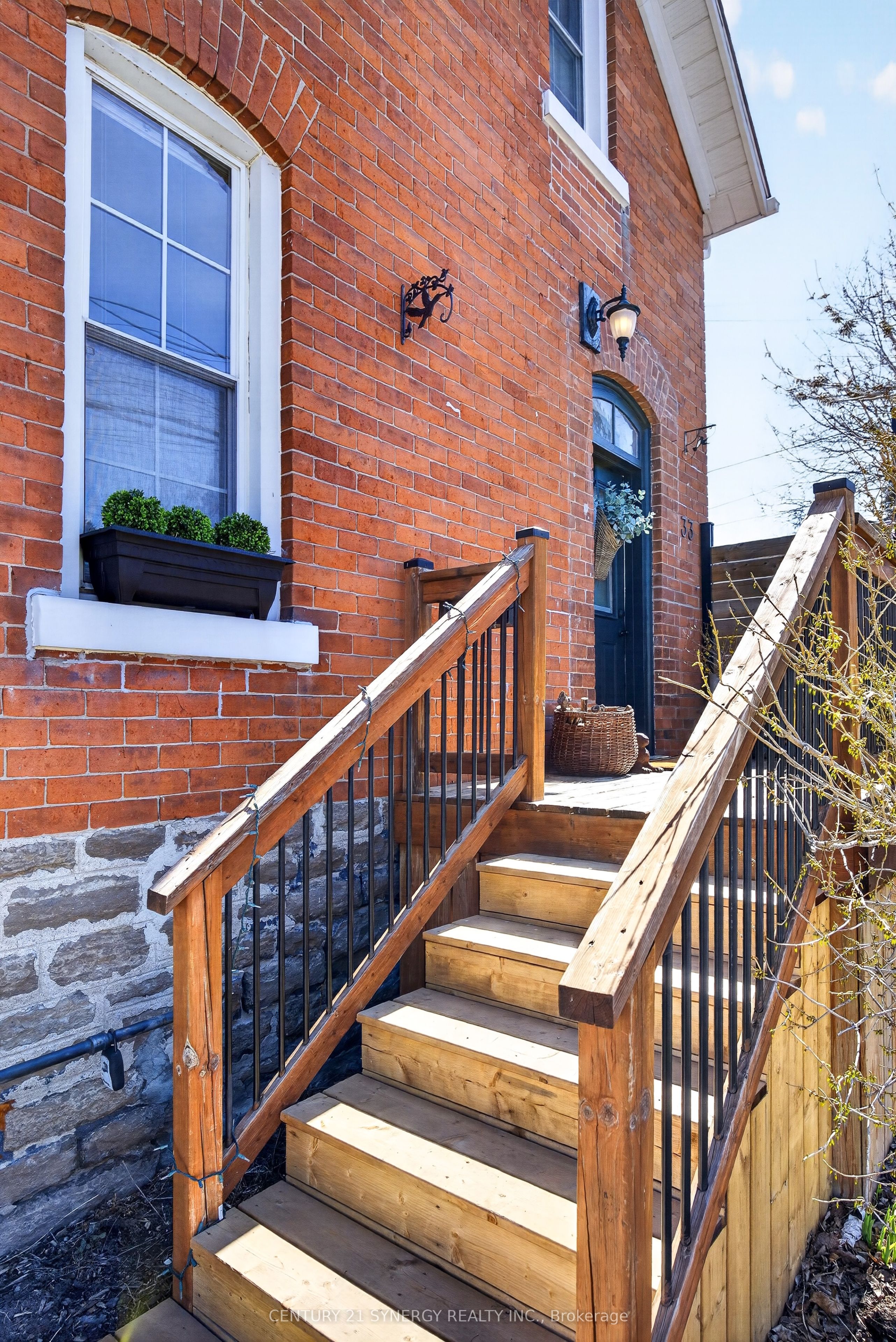 Additional image 3 of 33 Napoleon Street, Carleton Place, ON, K7C 2X4