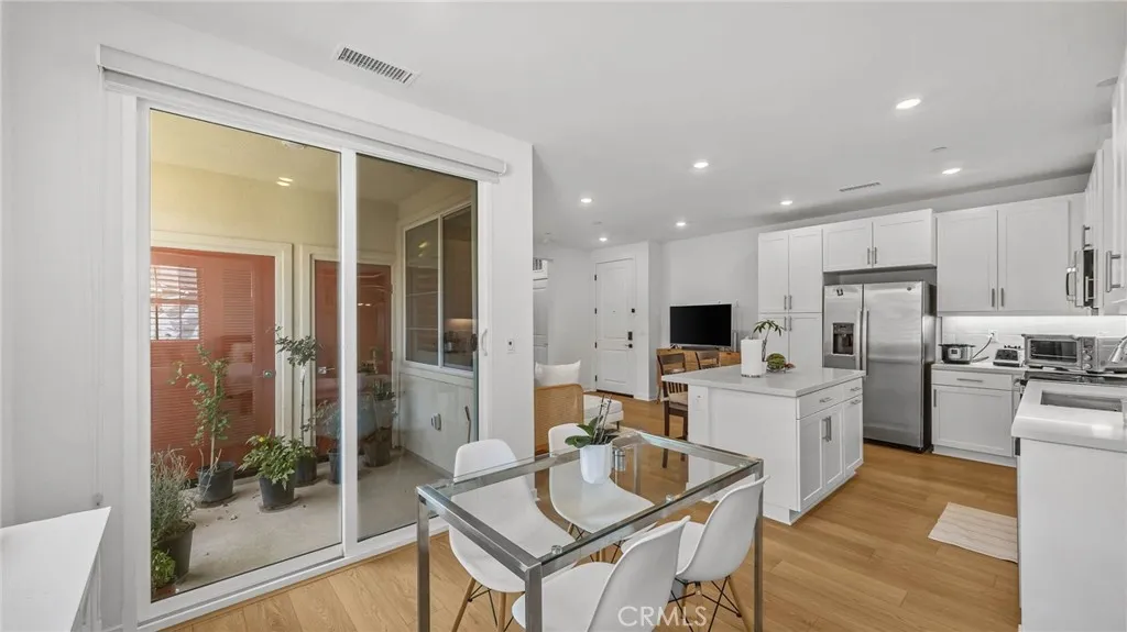 Additional image 31 of 6123 Valentina Way Unit 302, Eastvale, CA 92880