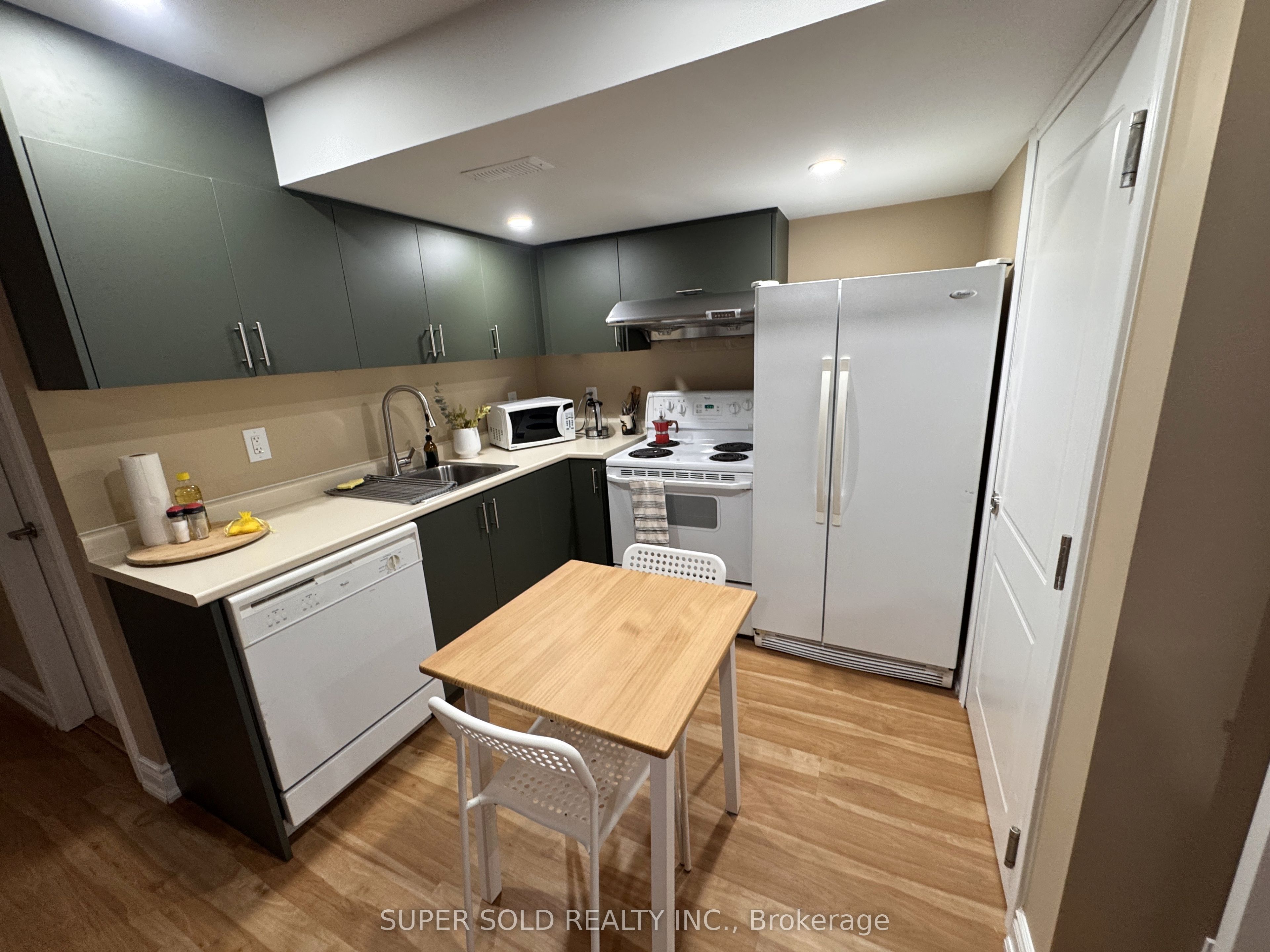 Additional image 6 of Basement-3434 Fountain Park Avenue, Mississauga, ON, L5M 7E3