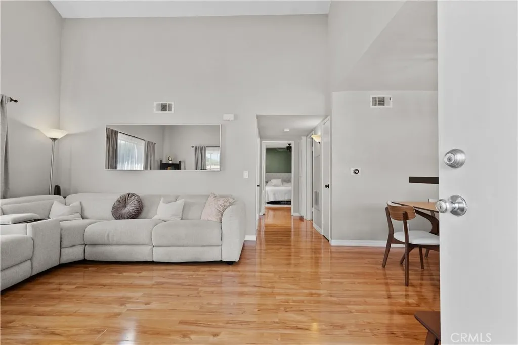 Additional image 11 of 21200 Trumpet Dr Unit 205, Newhall, CA 91321
