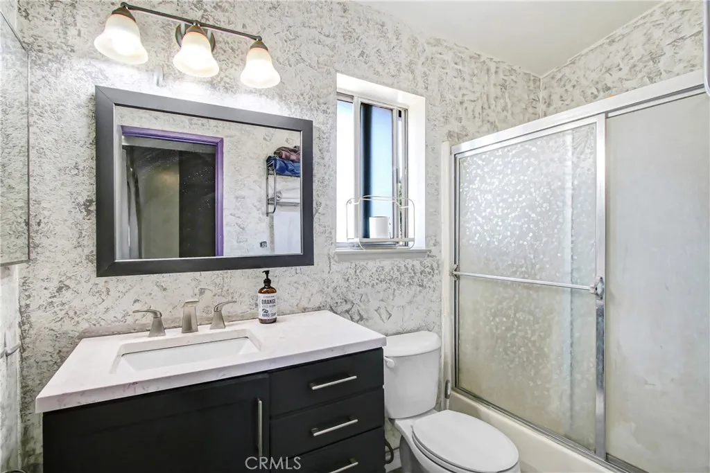 Additional image 35 of 142 S Lamarr St, Rialto, CA 92376
