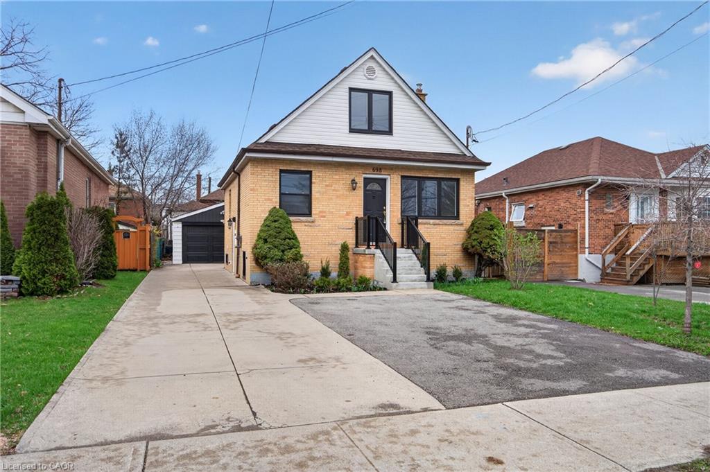 Main-698 Upper Sherman Avenue, Hamilton, ON, L8V 3M6