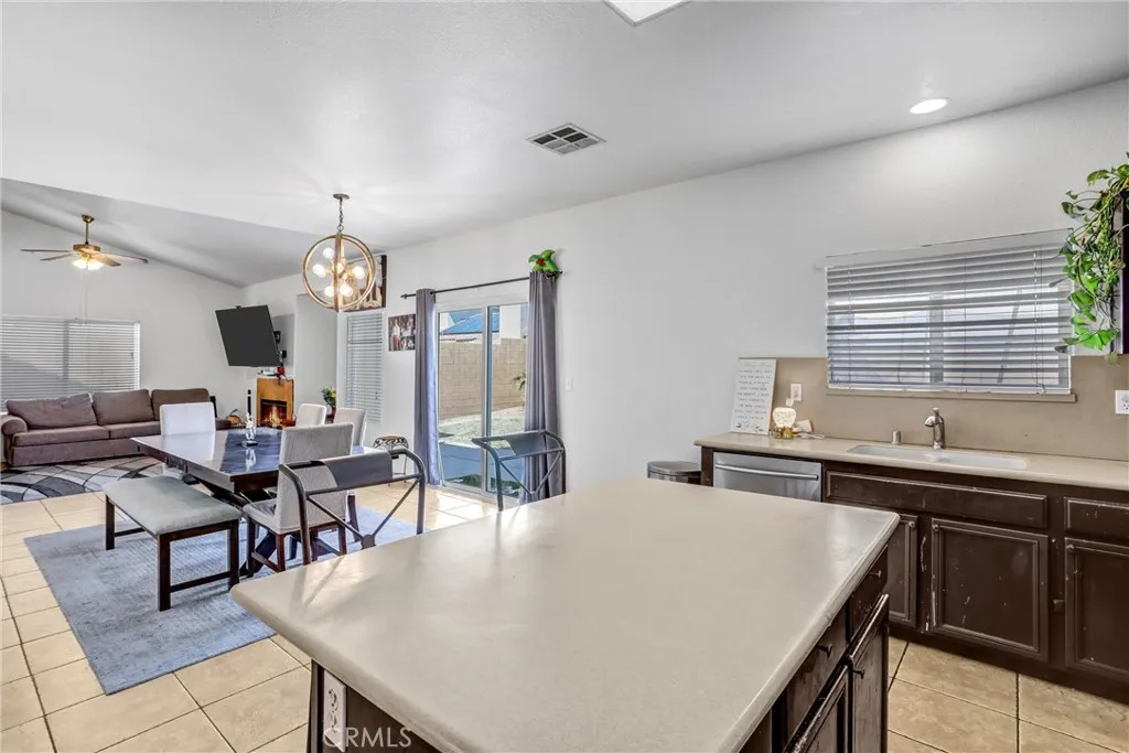 Additional image 15 of 13048 Evanston, Victorville, CA 92392
